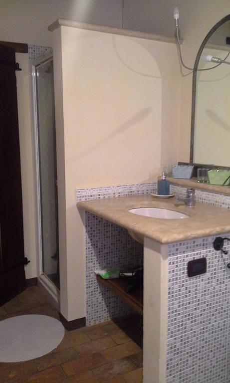 B&B Ai Tre Confini Monzambano Eksteriør billede