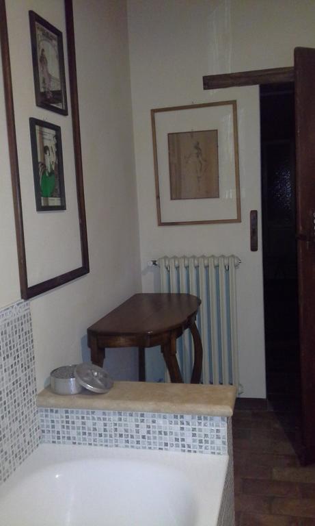 B&B Ai Tre Confini Monzambano Eksteriør billede