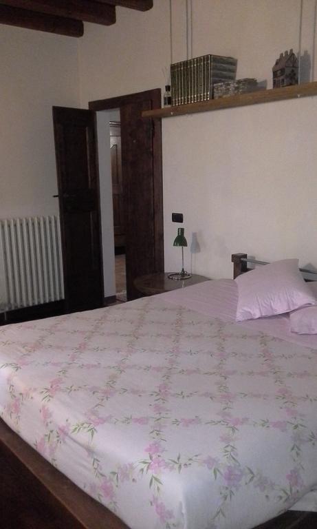 B&B Ai Tre Confini Monzambano Eksteriør billede