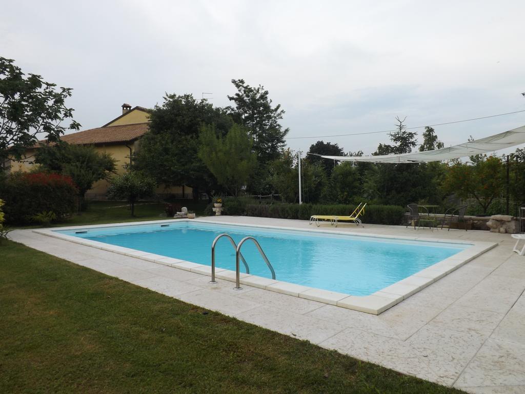 B&B Ai Tre Confini Monzambano Eksteriør billede
